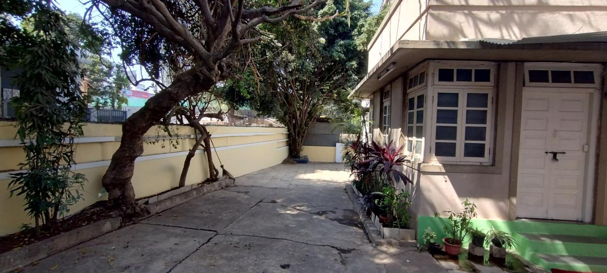Madhav Bhavan Guest House Pune Exterior foto